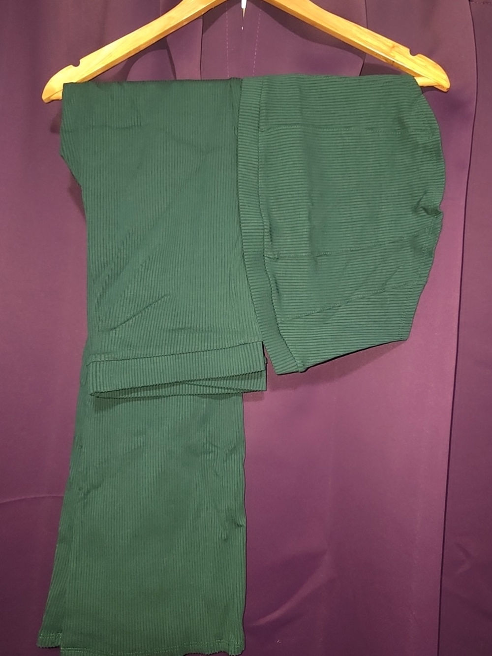 Fashion Nova Ribbed Wide-Leg Pants And Tube Top Set in Forest Green